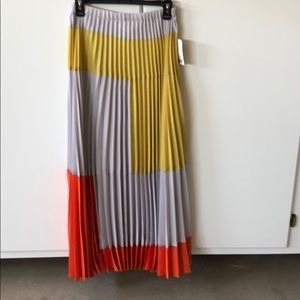 New Maxi skirt